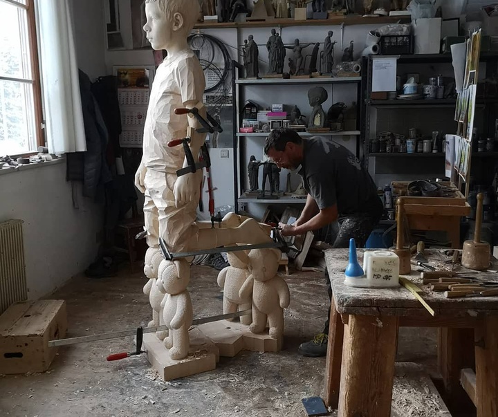 Gallery of wood sculpture by Willy Verg-Italy