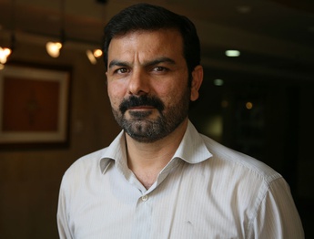 Hossein Esmati