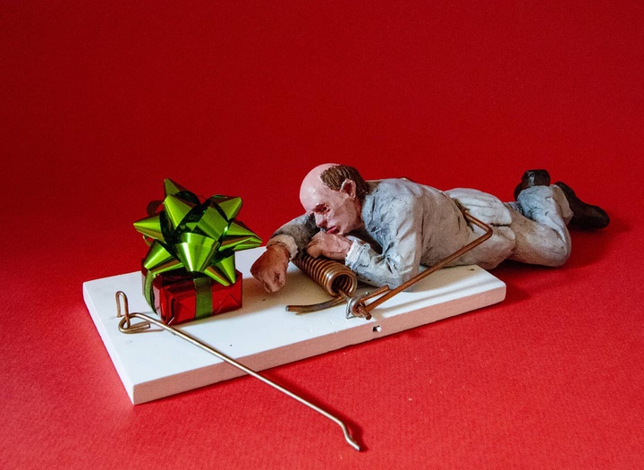 Gallery of Sculpture & Modern art by Isaac Cordal-Spain