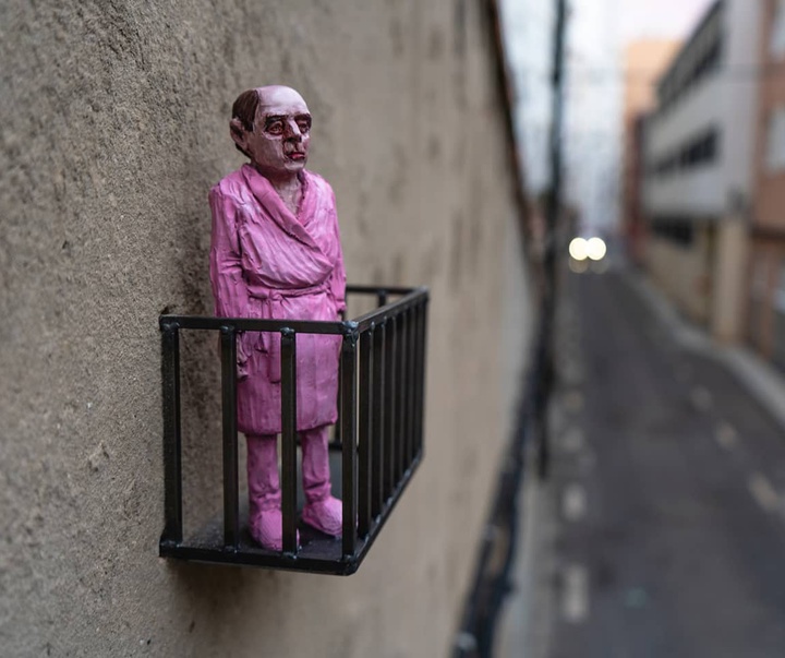 Gallery of Sculpture & Modern art by Isaac Cordal-Spain