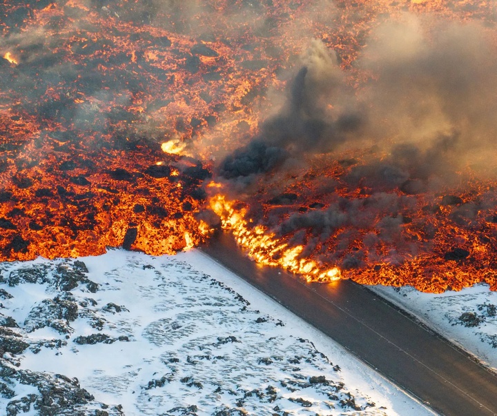 Gallery of the Best Photos of 2024
