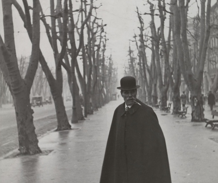 Gallery of Photos by Henri Cartier-Bresson-30s & 40s