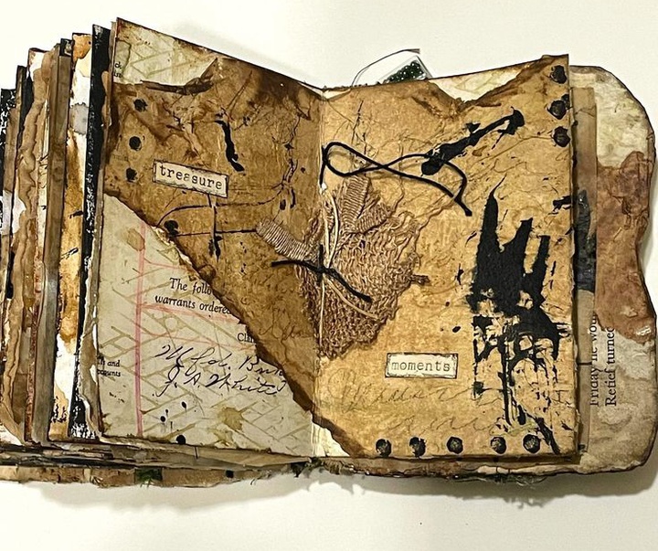 gallery of artist books ideas in the world