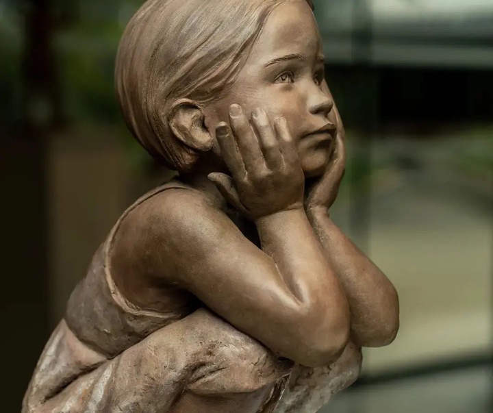 Gallery of Sculpture by Anne Laure Peres - France