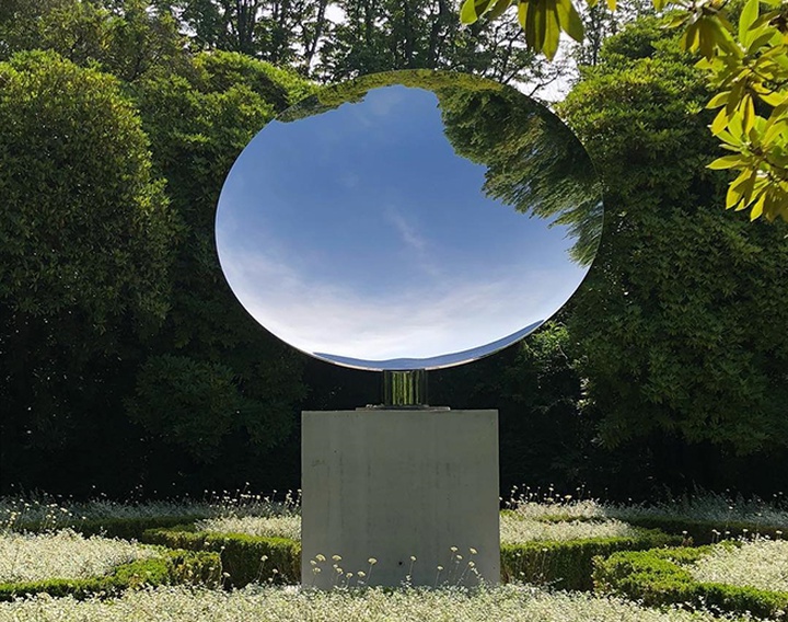 Gallery of Sculpture by Anish Kapoor - India