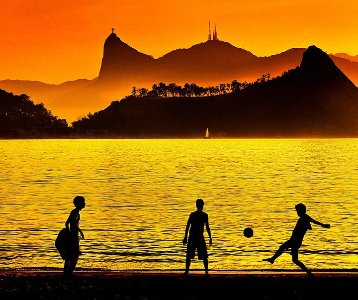 Gallery of photography by Rocha" - Roberto Soares Gomez-Brazil