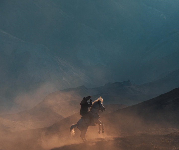 Gallery of Photography by Mahendra Bakle - India