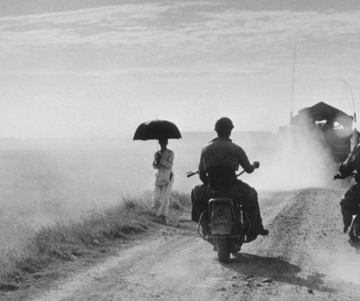 Gallery of World War II photos by Robert Capa-Hungary