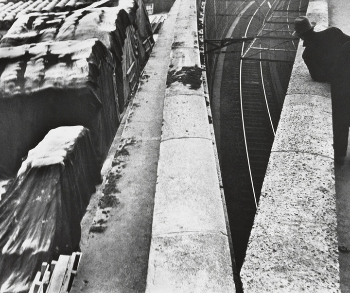 Gallery of Photos by Henri Cartier-Bresson-30s & 40s