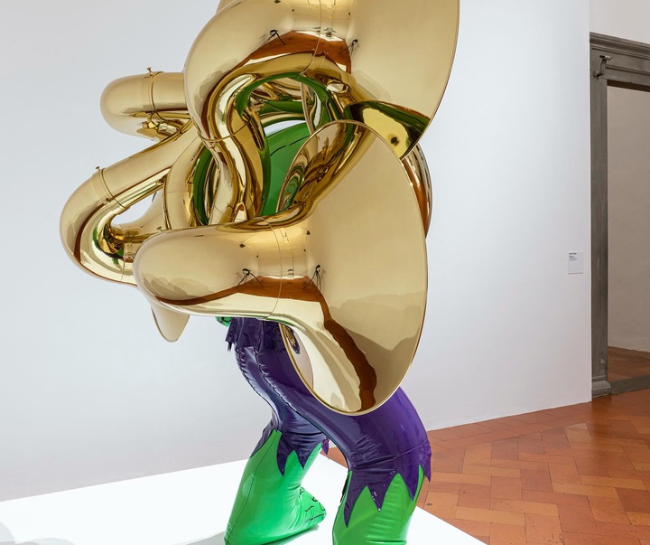 Gallery of Sculpture by Jeff Koons - USA