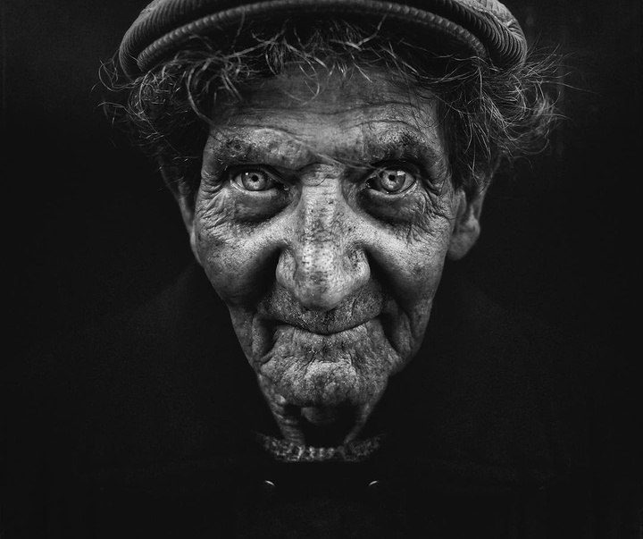 Gallery of photography by Lee Jeffries-USA