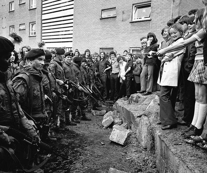 Gallery of the photos by Philip Jones Griffiths-USA