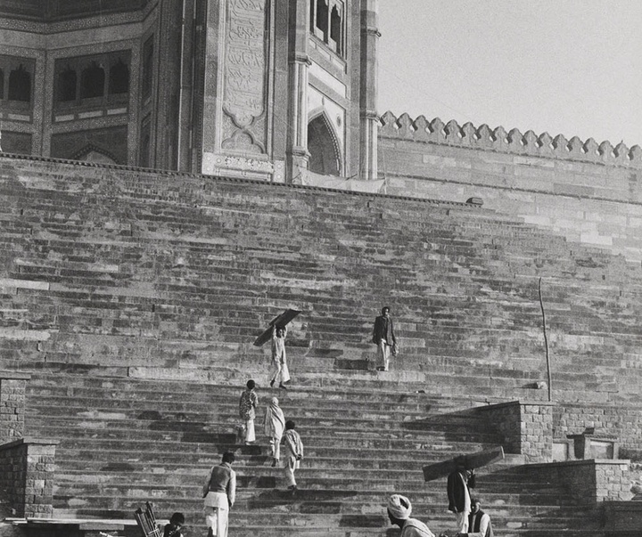 Gallery of Photos by Henri Cartier-Bresson-50s & 60s