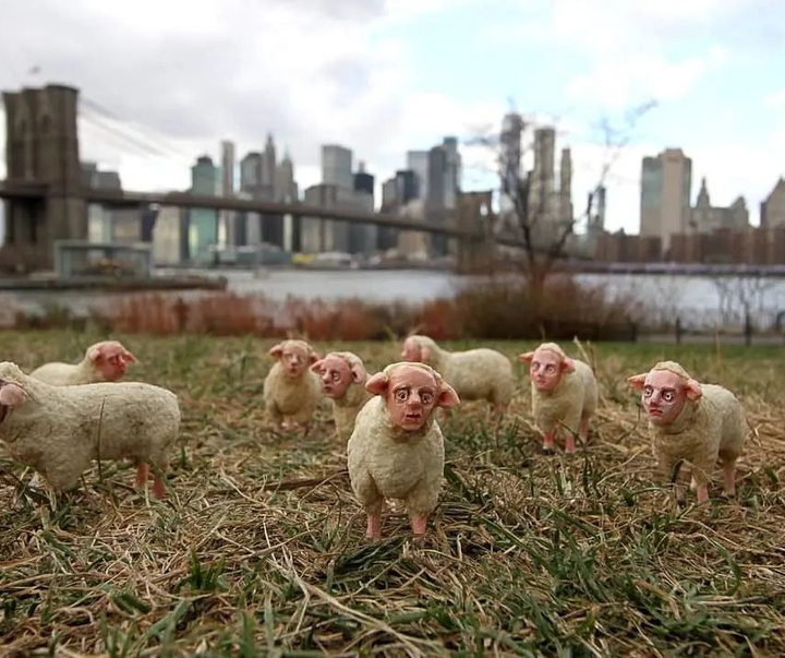 Gallery of Sculpture & Modern art by Isaac Cordal-Spain