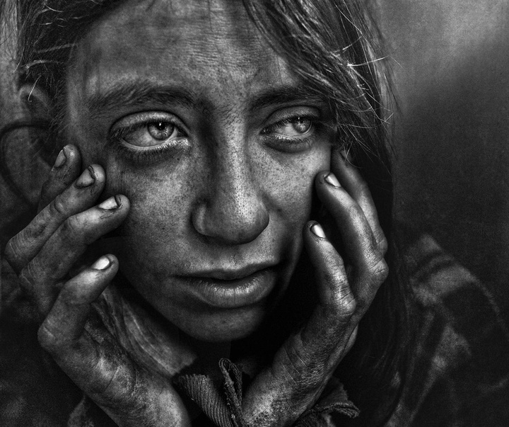 Gallery of photography by Lee Jeffries-USA