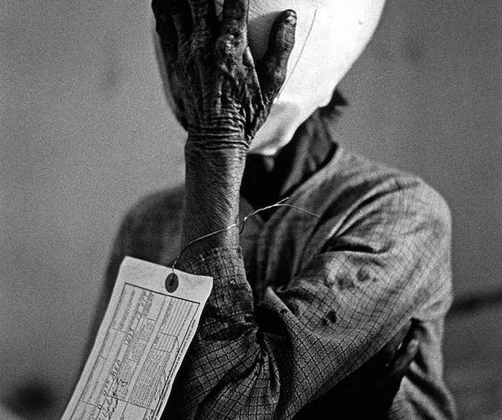 Gallery of the photos by Philip Jones Griffiths-USA