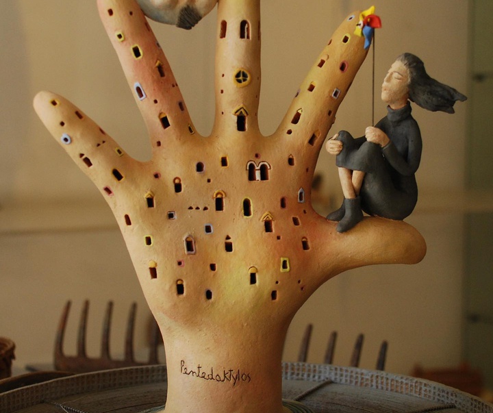 Gallery of ceramic sculpture by Arghilla-Italy