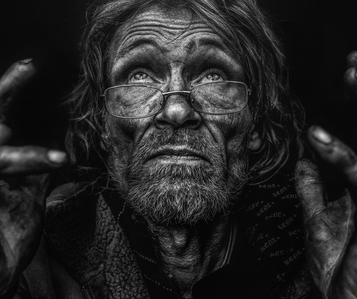 Gallery of photography by Lee Jeffries-USA