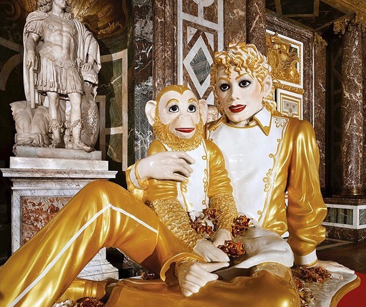 Gallery of Sculpture by Jeff Koons - USA