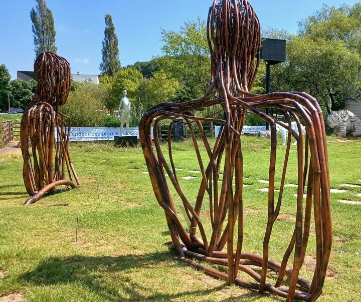 Gallery of Sculpture by Ahnjaehong - South Korea