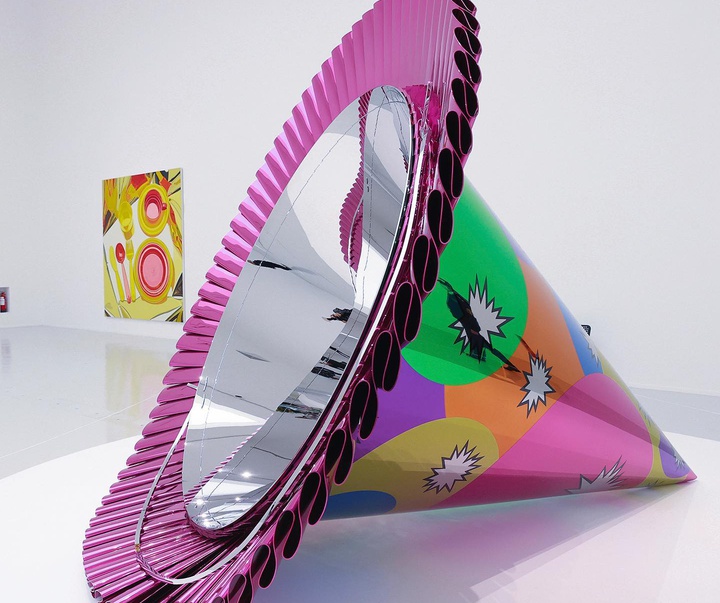 Gallery of Sculpture by Jeff Koons - USA