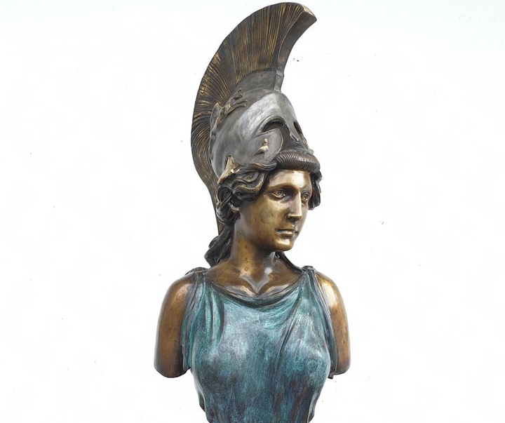 Gallery of Sculpture by Efes bronze Groupe - Turkey