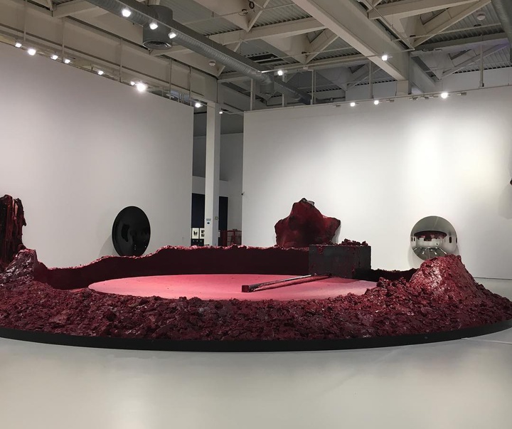 Gallery of Sculpture by Anish Kapoor - India
