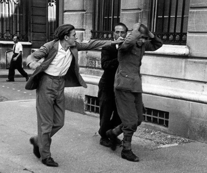 Gallery of World War II photos by Robert Capa-Hungary