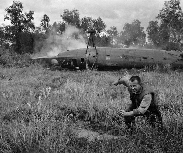 Gallery of War Photos in Vietnam by Horst Faas-Germany