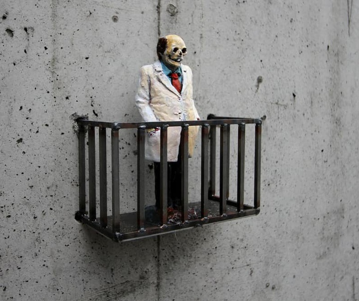 Gallery of Sculpture & Modern art by Isaac Cordal-Spain