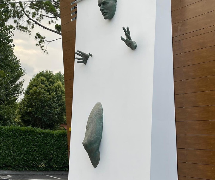 Gallery of Sclupture by Matteo Pugliese-Italy