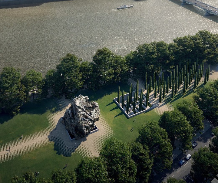 Gallery of Sculpture by Anish Kapoor - India