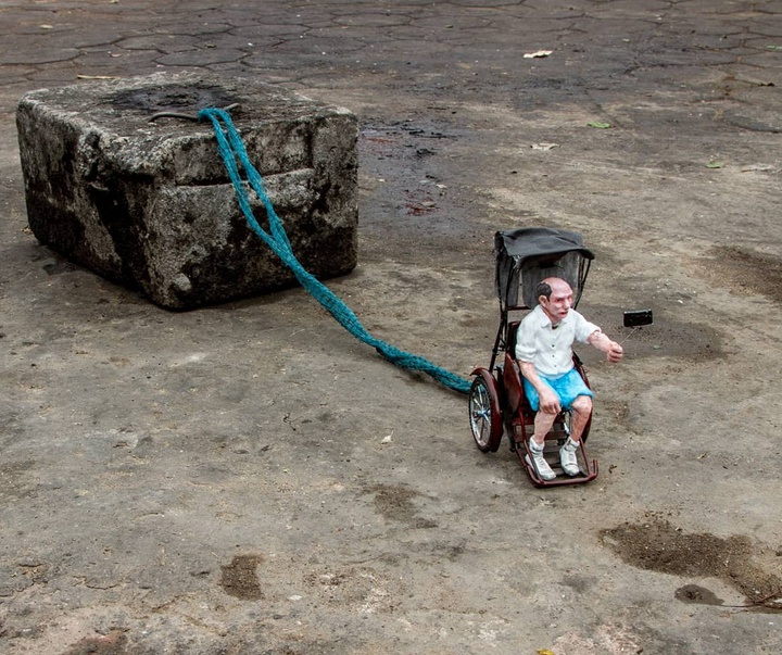 Gallery of Sculpture & Modern art by Isaac Cordal-Spain