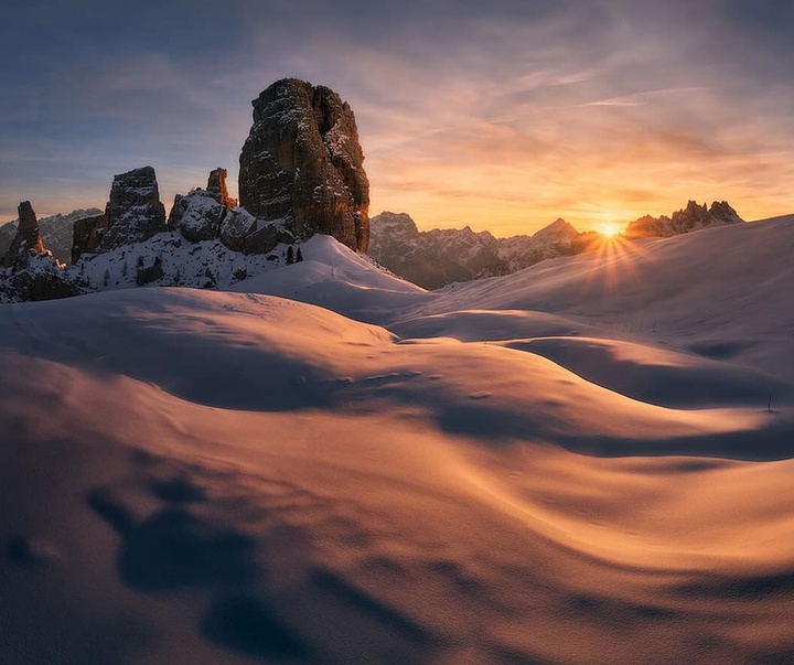 Gallery of Photography by Juan Solís