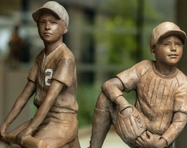 Gallery of Sculpture by Anne Laure Peres - France