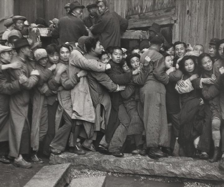 Gallery of Photos by Henri Cartier-Bresson-30s & 40s