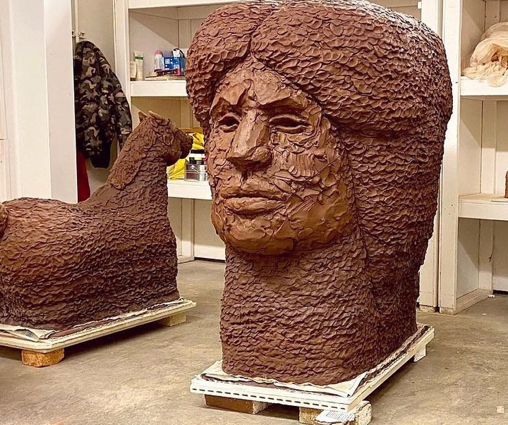 Gallery of Sculpture by Raven Halfmoon - USA