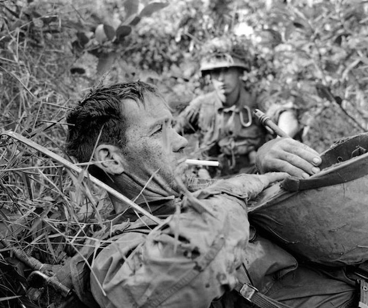 Gallery of War Photos in Vietnam by Horst Faas-Germany