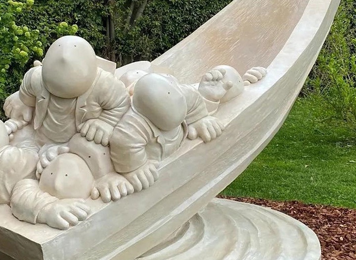 Gallery of Sculpture by Rodrigo De La Sierra - Mexico