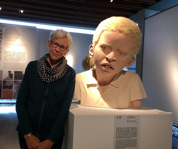 Gallery of Sculpture by Tip Toland - USA