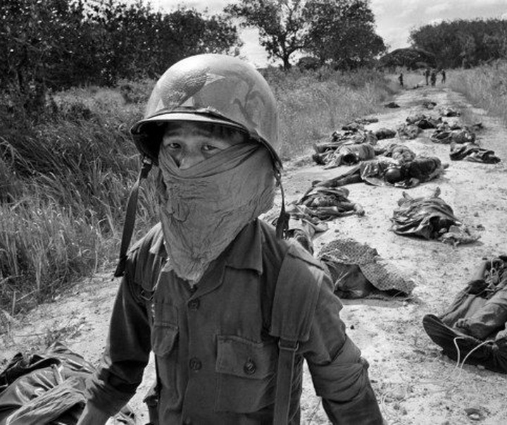 Gallery of War Photos in Vietnam by Horst Faas-Germany