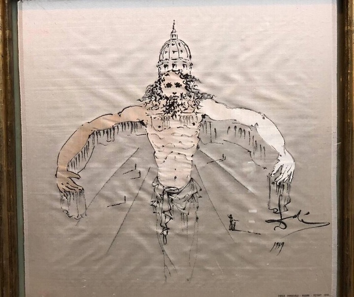 Gallery of Salvador Dali lithographs and metal engravings-Spain