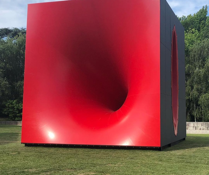 Gallery of Sculpture by Anish Kapoor - India