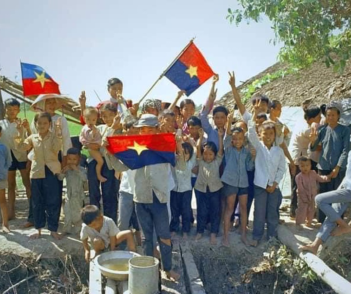 Gallery of War Photos in Vietnam by Horst Faas-Germany