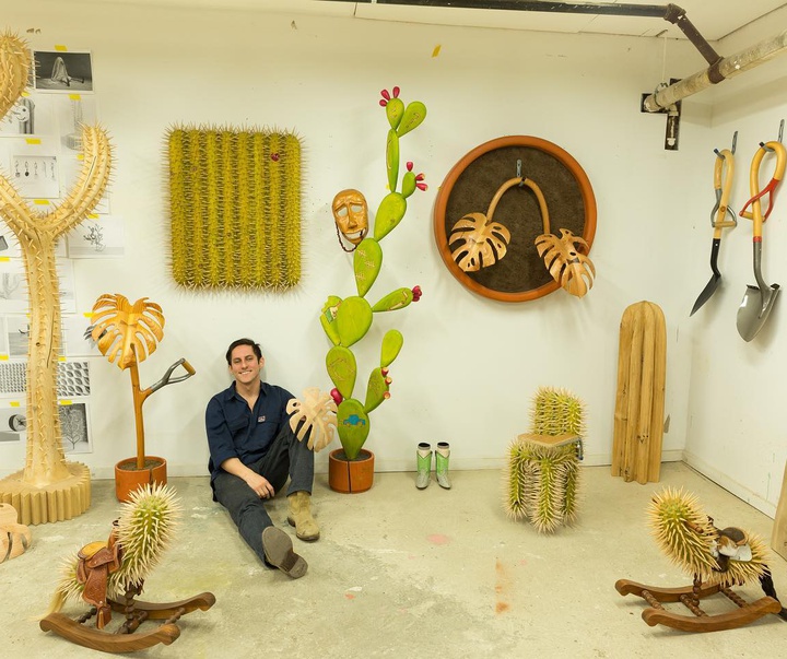 Gallery of Sculpture by Raul De Lara - Mexico