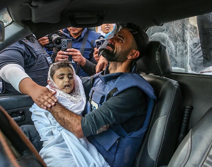 Gallery of Photography by Samar Abu Elouf - GAZA