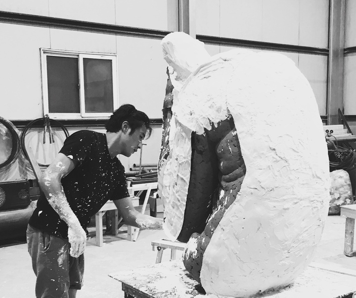 Gallery of Sculpture by Hwang Hak Sam - South Korea