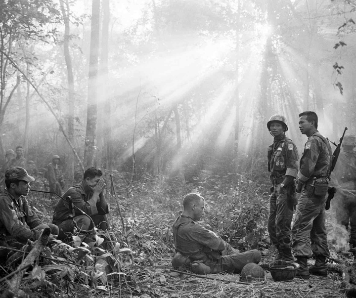 Gallery of War Photos in Vietnam by Horst Faas-Germany