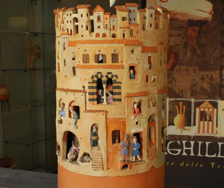 Gallery of ceramic sculpture by Arghilla-Italy