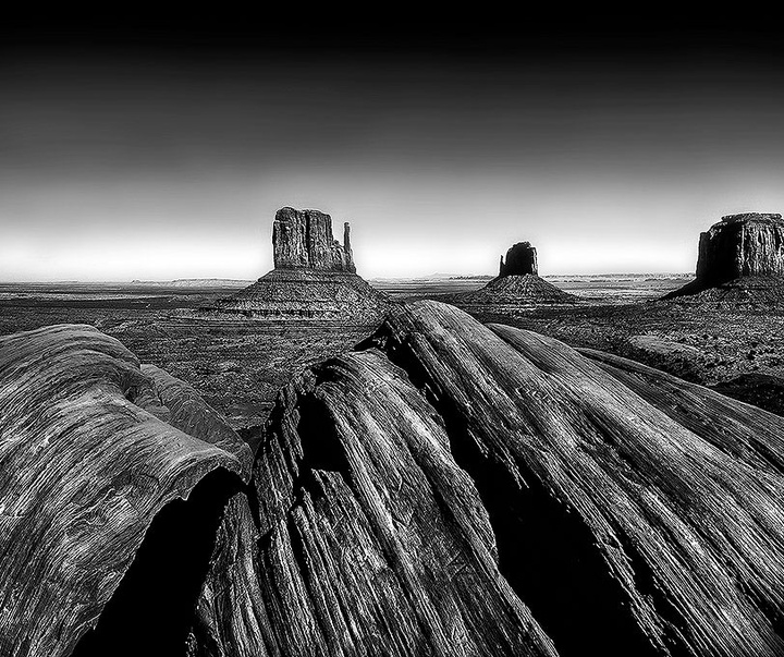 Gallery of photography by Rocha" - Roberto Soares Gomez-Brazil